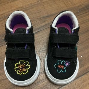 Vans for Toddler Size 4